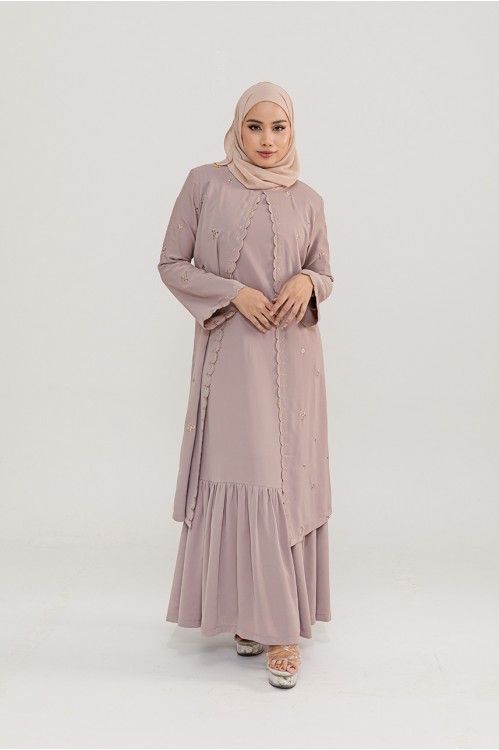 Embroidered Kebaya Jubah (Plum)